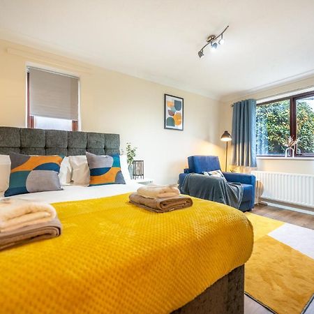 Grange Studio Apartment - Heathrow 스테인스 외부 사진