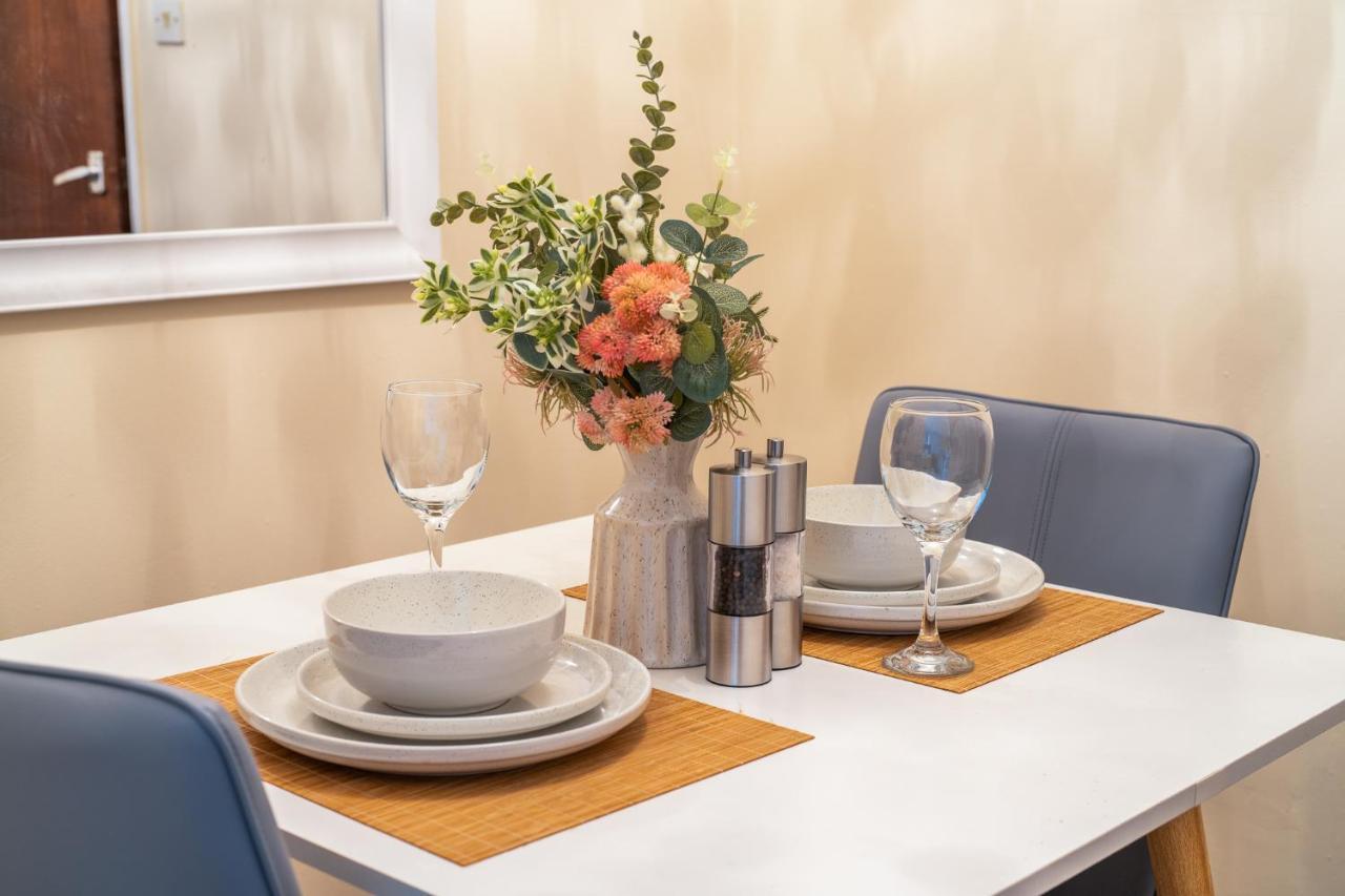 Grange Studio Apartment - Heathrow 스테인스 외부 사진